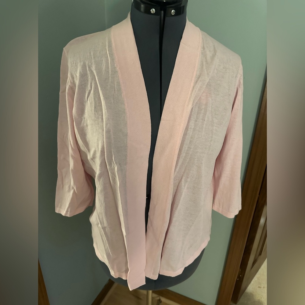 Chico’s 3/4 sleeve cardigan. Light pink.